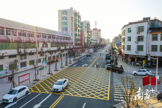 市區(qū)路網(wǎng)。曾亮超 攝